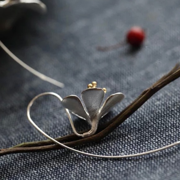 925 Sterling Silver Flower Drop Earrings - Picture 3 of 4